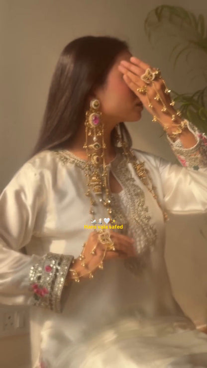 Avishkar Culture White Embroidered Farshi Pant Suit Set in Natural Crepe Silk with Tissue Silk Dupatta