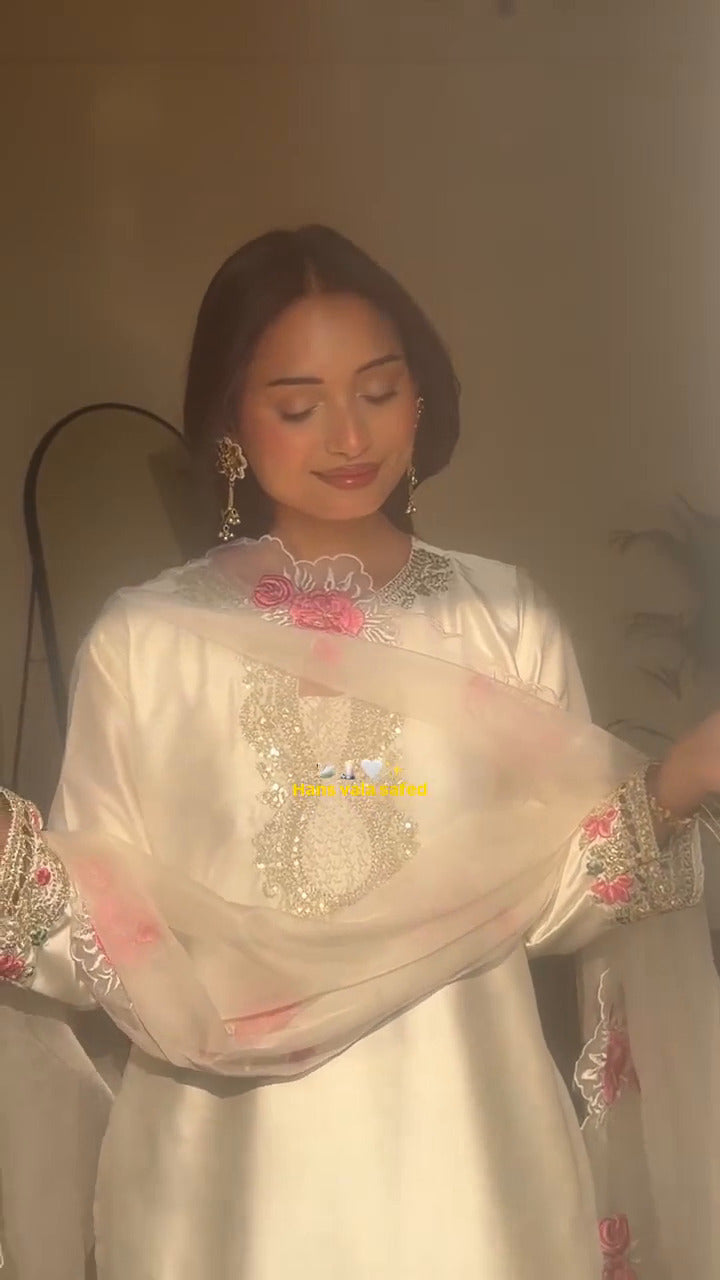 Avishkar Culture White Embroidered Farshi Pant Suit Set in Natural Crepe Silk with Tissue Silk Dupatta