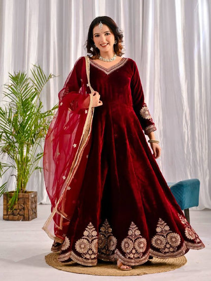 Premium Velvet Embroidered Anarkali Suit – Avishkar CUlture
