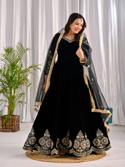 Premium Velvet Embroidered Anarkali Suit – Avishkar CUlture
