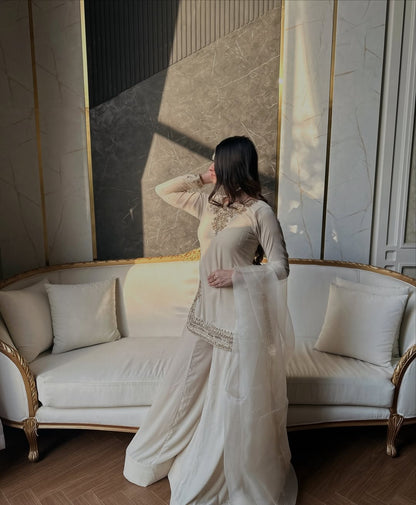 Cream Hand Embroidered Kurta Set with Dupatta – Elegant Ethnic Wear for Women